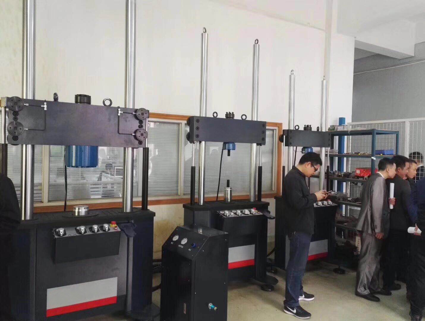 1644478000340847.jpg PWS-50H高溫疲勞試驗(yàn)機(jī)2.jpg